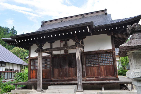 下山後に再び一ノ木集落の「飯豊山神社」にお礼参り