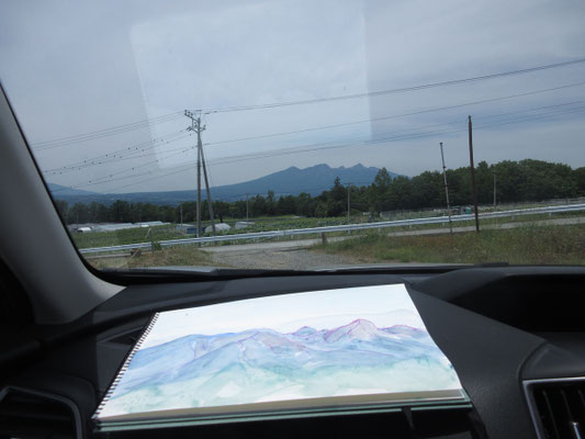 八ヶ岳もだんだんとボウっとしてきて形を捉えられない