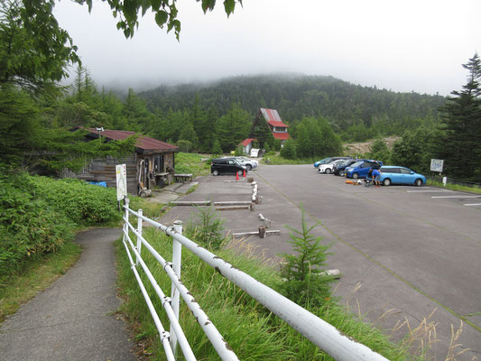 行きがけ駄賃で霧ヶ峰で遊んでから到着した大河原峠　かなりいい時間になっていた