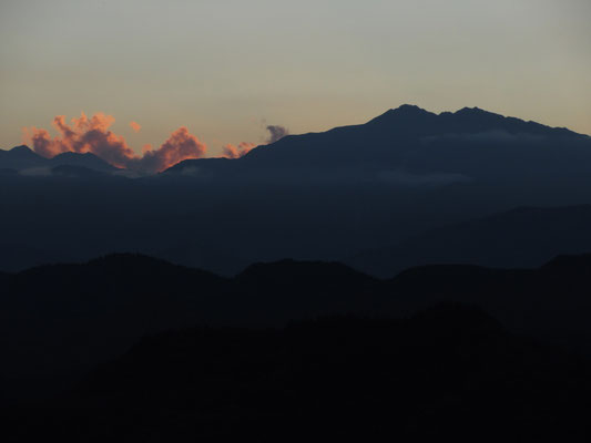 夕方の山並み2　爺ヶ岳