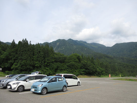 楽ちん登山でしたが、十分楽しめました!(観光客の車が少し増えていた)