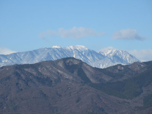 驚きの眺望　遠く、鳳凰三山がクリアーに見えた