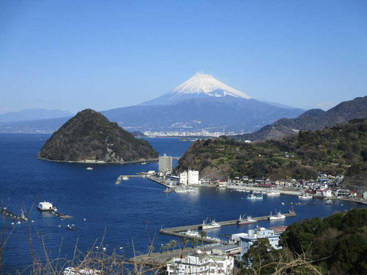 見晴台からの眺め　まさかここから先ずっと植林で視界が遮られるとは！