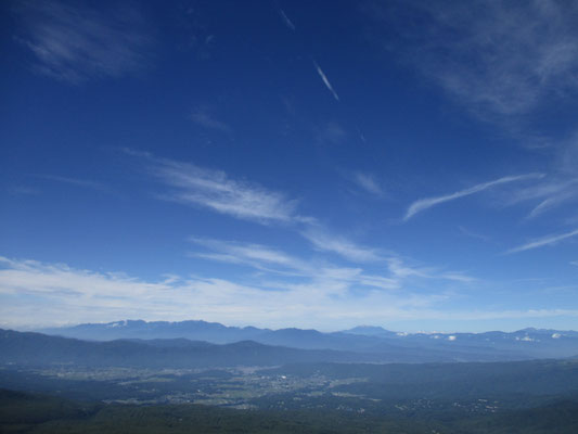 広くて大きな空　この時はまだ真っ青で気持ちがよかった