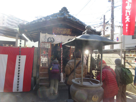 次は毘沙門天さまの法昌寺