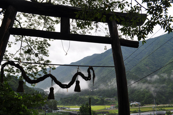 大鹿歌舞伎が執り行われる大積神社