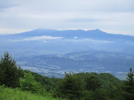 八ヶ岳を遠望