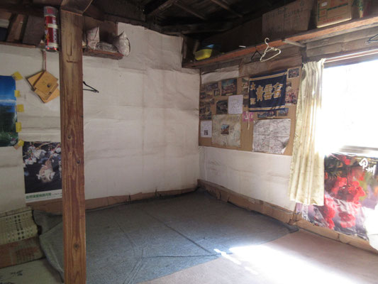 丸川荘のなか4