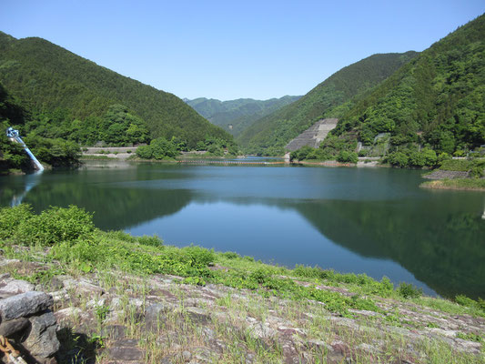 そして堰き止められた名栗湖