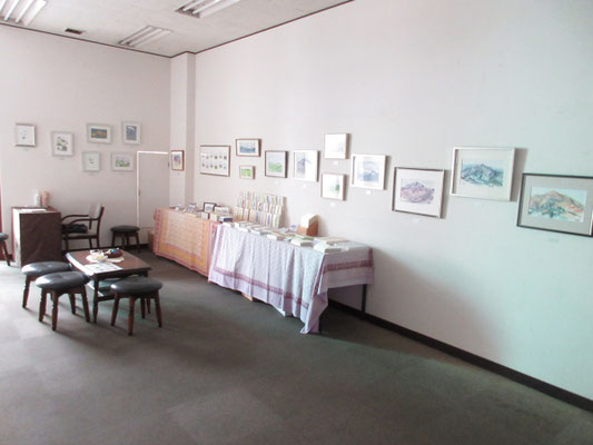 展示風景 1階 グッズコーナー