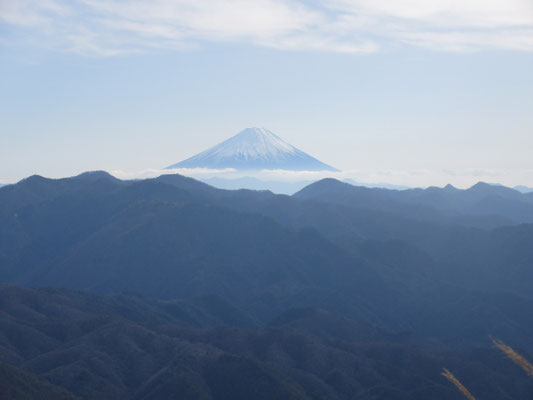 やはりひときわ目立つ山