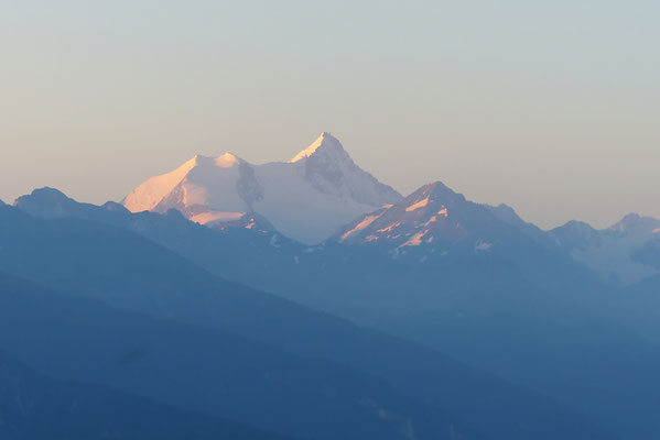 Bishorn & Weißhorn im Morgenlicht