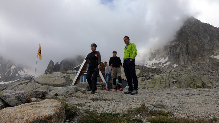 Vor der Sidelenhütte