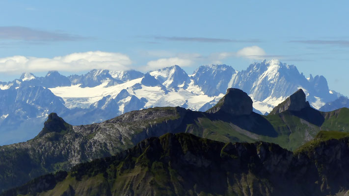 Gipfelblick: Argentière - Aiguille Verte