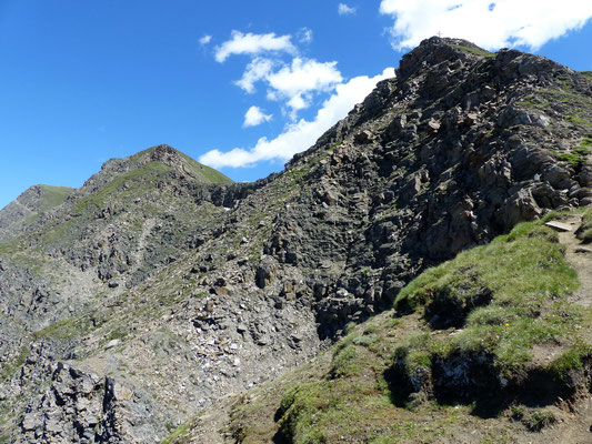 Links Fülhorn 2738 M - rechts Folluhorn 2657 M