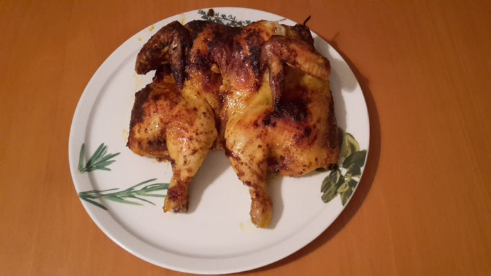 Das fertige Butter-Onion-injected Chicken