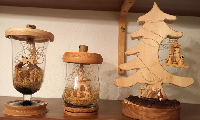 Weihnachtsbaum mit Beleuchtung