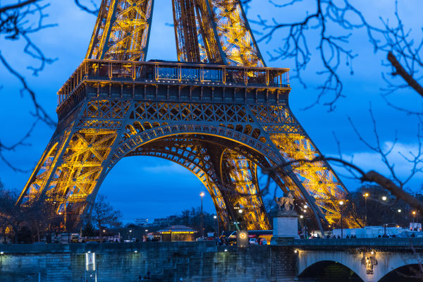 Eiffel Tower, Paris, France (Feb 2016) - Copyright „Tour Eiffel – illuminations Pierre Bideau“.