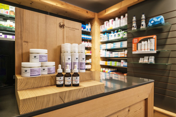 Kompetente Fachberatung und Medikamentenservice in Klosters Graubünden.