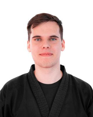 Fabian Hildenbrandt | Kick-Point Rüsselsheim- Kursleiter | 1. Dan Karate | Gewaltpräventionslehrer