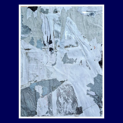 Azka, décollage, 22,8 x 17,1 cm, 2022