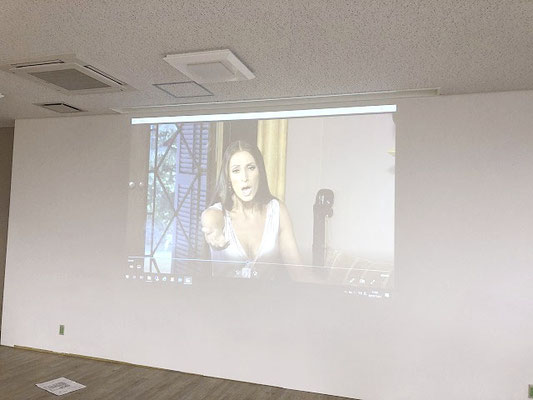 会議室用AV設備(新潟市東区)の「ハイエンドプロジェクター」