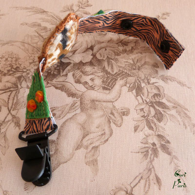 Handmade baby pacifier clip pacifier holder tiger and jungle vegetation 5