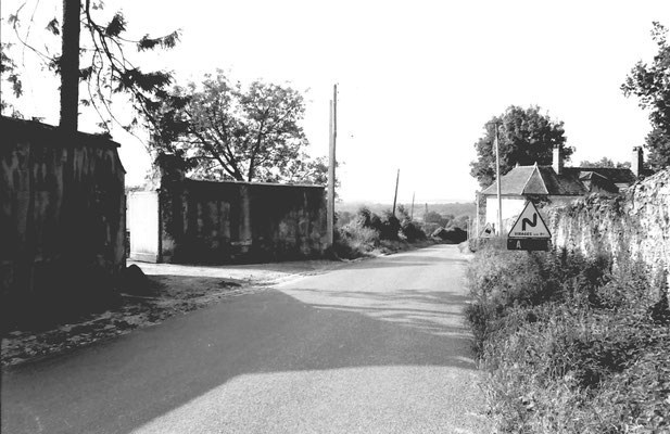 Entrée de la ferme et du château