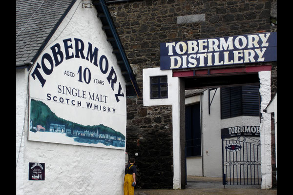 Tobermory hat natürlich auch eine Destille