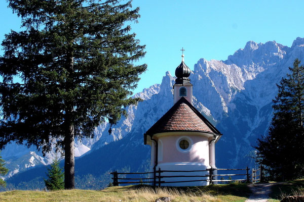 Bergkapelle bei Mittenwald (Sony HX5V)