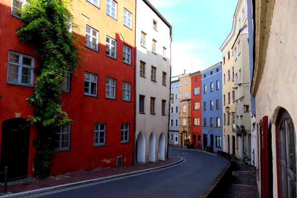 Die Schlossstrasse in Wasserburg am Inn