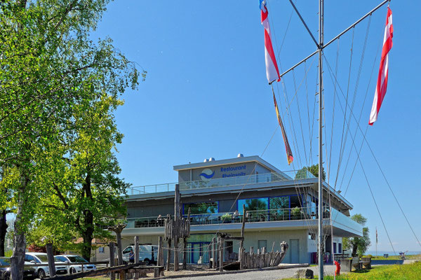 Das Rheinspitz Restaurant an der Mündung des Rheintalkanals in den Bodensee