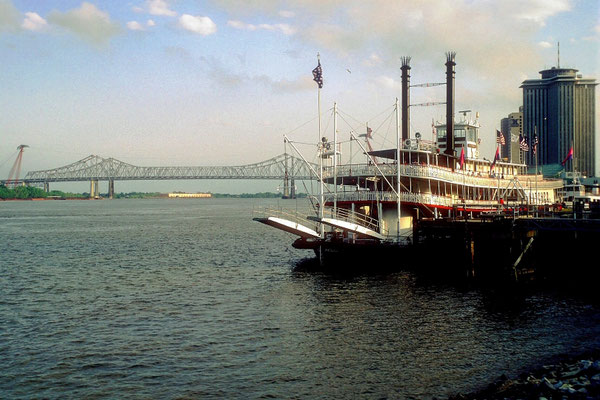 Am Hafen von New Orleans