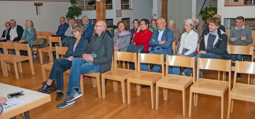 Une partie de l'auditoire.
