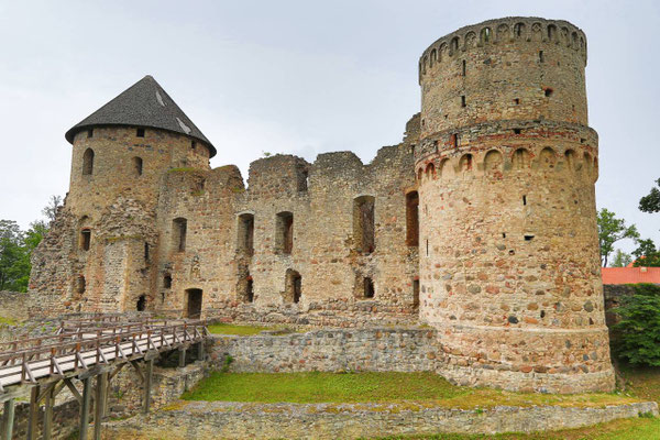Château médiéval à Césis