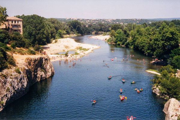 Vue à partir du pont du Gard