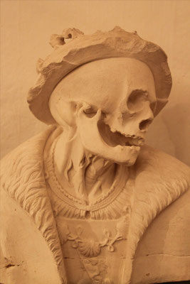 La Mort : pierre sculptée - XVIe siècle -