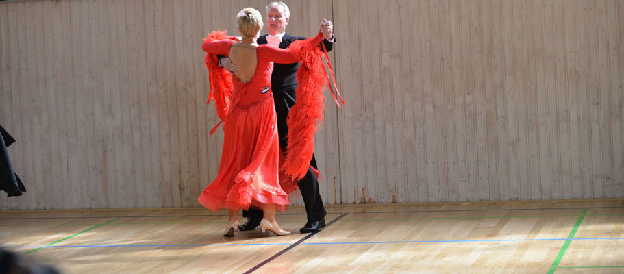 141 Tanzen_TTC_Oldenburg_FOTO_www.MiOfoto_de_Gerd_Schuett