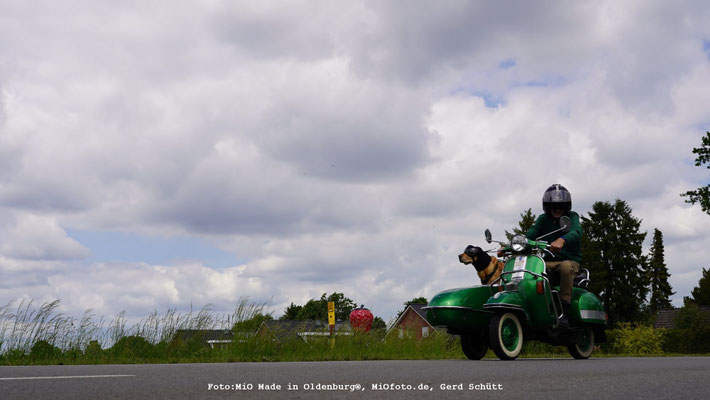 Vespa_Treffen_Foto_MiOfoto_de_Gerd_Schuett