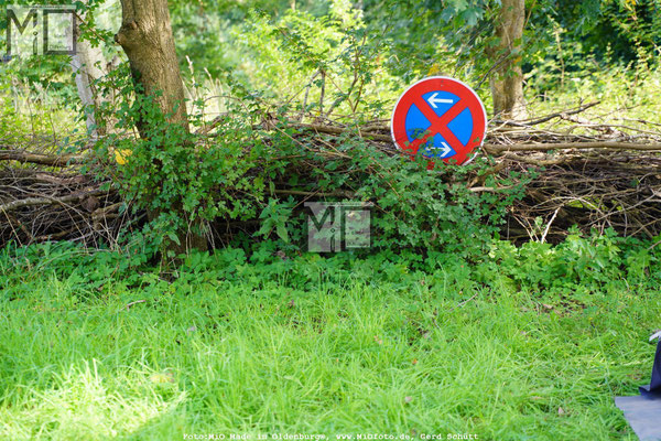 Hinweisschilder, Foto:MiO Made in Oldenburg®, www.MiOfoto.de, Gerd Schütt