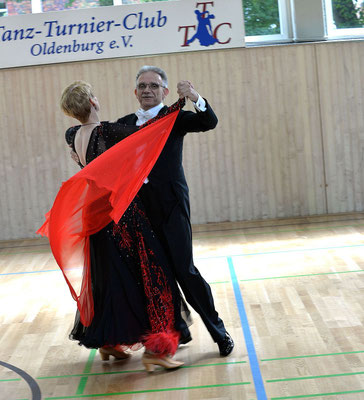 132Tanzen_TTC_Oldenburg_FOTO_www.MiOfoto_de_Gerd_Schuett