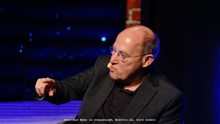 Gregor Gysi bei UNTERGERGS UNIVERSUM, Foto:MiO Made in Oldenburg®, MiOfoto.de, Gerd Schütt