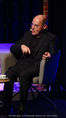 Gregor Gysi bei UNTERGERGS UNIVERSUM, Foto:MiO Made in Oldenburg®, MiOfoto.de, Gerd Schütt