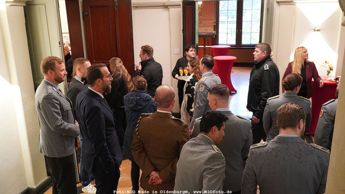 Bürgermeisterin begrüßt nach Oldenburg versetzte Bundeswehr-Angehörige