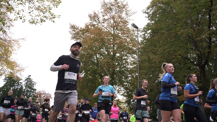 33 Oldenburg_Marathon_FOTO:_MiO_Made_in_Oldenburg®_www.MiOfoto.