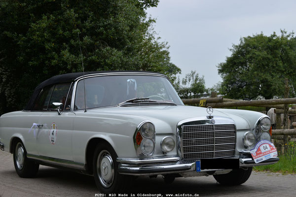Mercedes Benz 280 SE3,5 Cabrio,   FOTO: MiO Made in Oldenburg®, www.miofoto.de