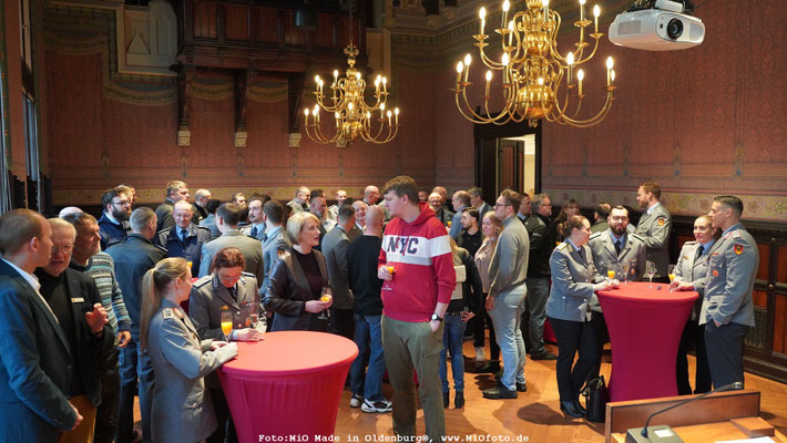 Bürgermeisterin begrüßt nach Oldenburg versetzte Bundeswehr-Angehörige