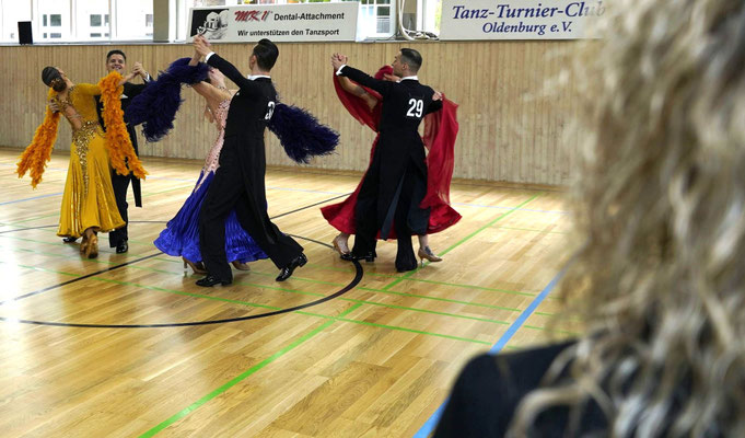 114 Tanzen_TTC_Oldenburg_FOTO_www.MiOfoto_de_Gerd_Schuett