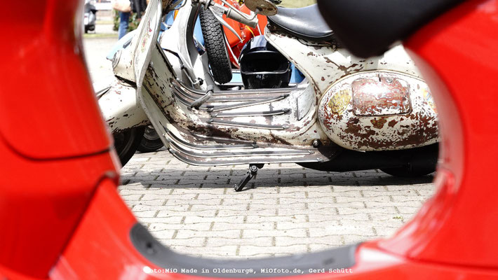 Vespa_Treffen_Foto_MiOfoto_de_Gerd_Schuett