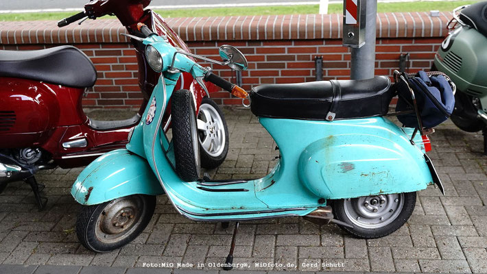 Vespa_Treffen_Foto_MiOfoto_de_Gerd_Schuett